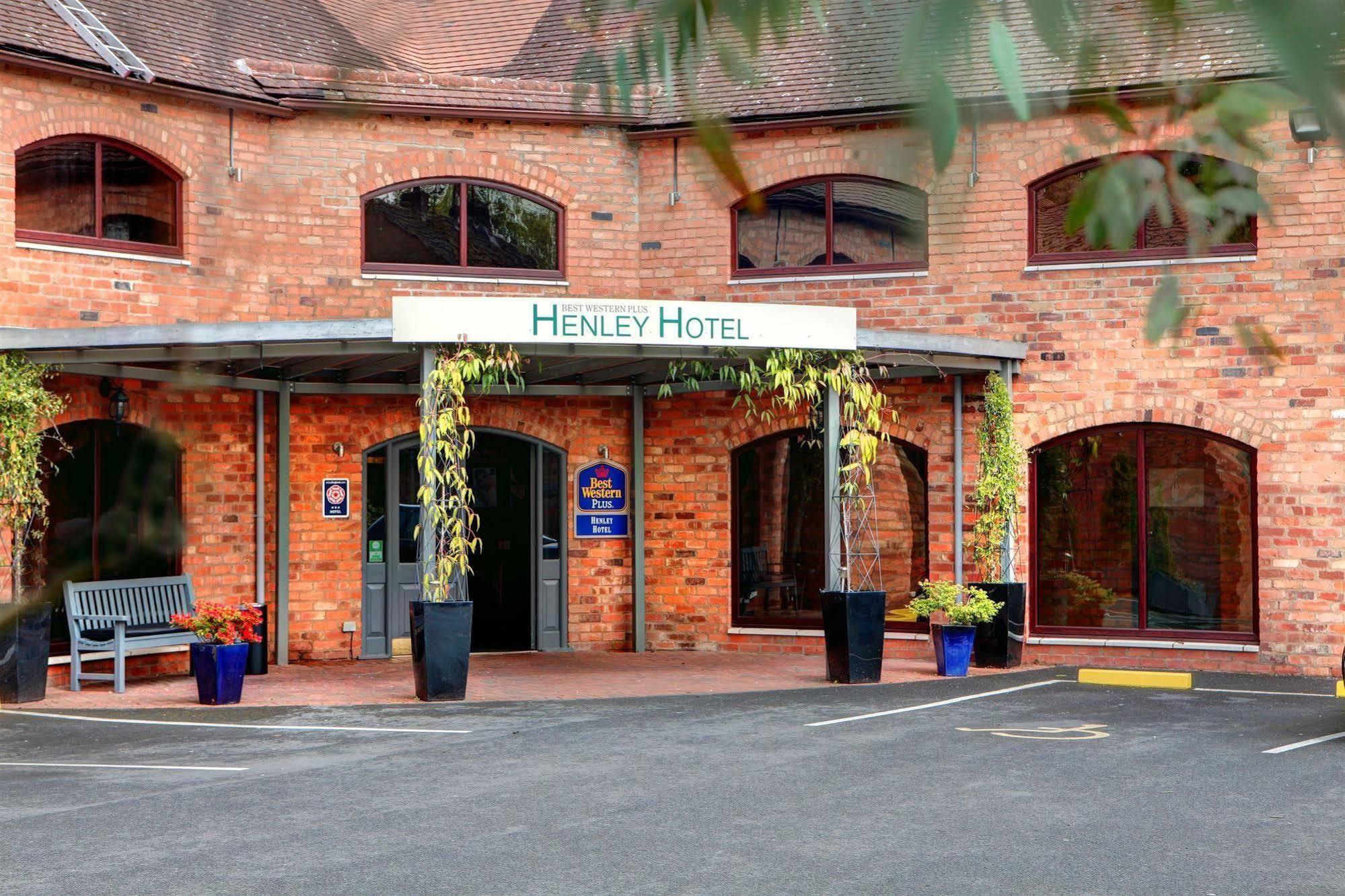 Henley Hotel Exterior foto